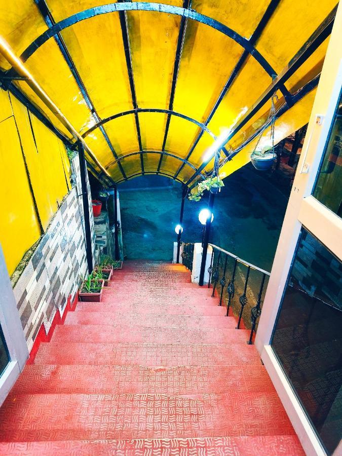 Hotel Holiday Plaza Dalhousie - Near Ghandhi Chowk Mall Road Экстерьер фото