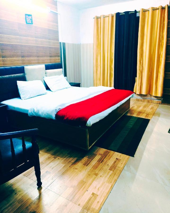 Hotel Holiday Plaza Dalhousie - Near Ghandhi Chowk Mall Road Экстерьер фото